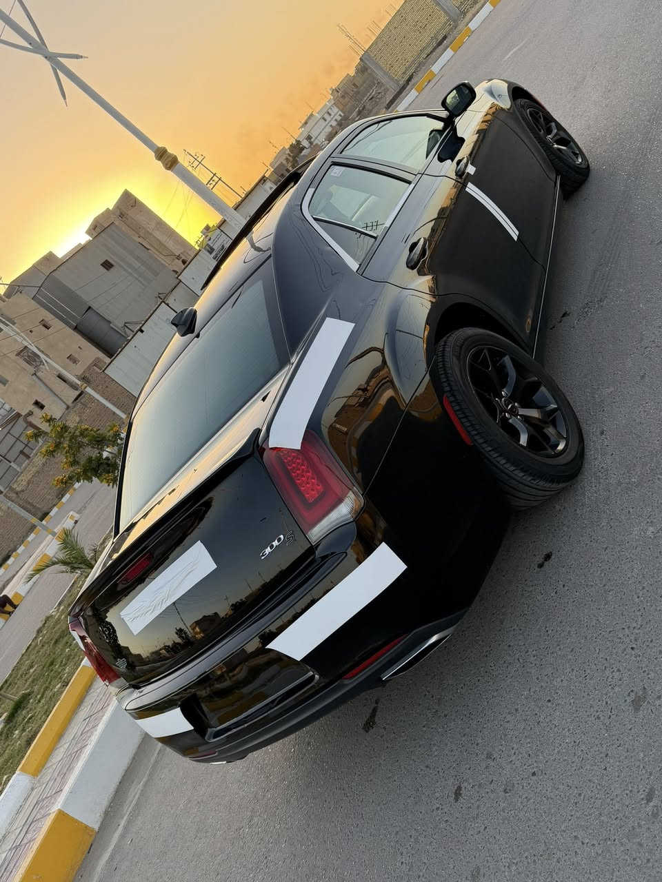 السلام عليكم اوباما للبيع مديل 2019 معلايه 2022 كلين تايتل بدون حادث كفاله عامه بدون غرق مكفوله من كلشي فئه S فوول مواصفات بانوراما  كشنات جلد تبريد وتدفئه بالكشنات وكشنات كهرباء مضخم صوت وبعد بيها هواي مواصفات رقم انگليزي باسمي فحص وهزه كله جديد مكان السياره ذي قار للاستفسار***********
