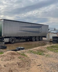 عربانه. شمتز. موديل. 2013. به شه رتى سه نه ويى.  ايبس.  ديسك وه ست.  ت...