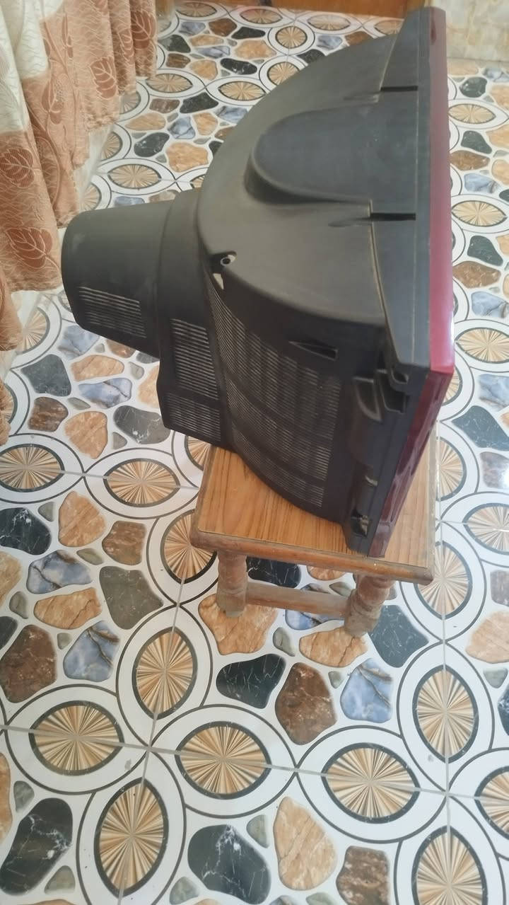 تلفزيون للبيع قليل الاستعمال مكاني حله بابل
الاستفسار ع خاص سعر 
***********
