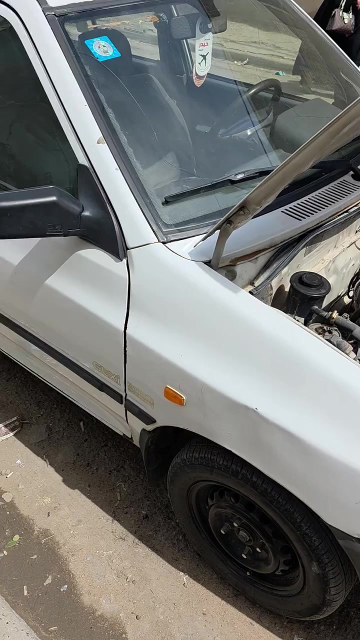 السلام عليكم سايبه 2011 سيارة شواصية خير منه الله ماكينتها، زينة كيرها. زين يراد لها ملاحظات بسيطة السعر ٣٧وبيهة مجال بصيط ***********
