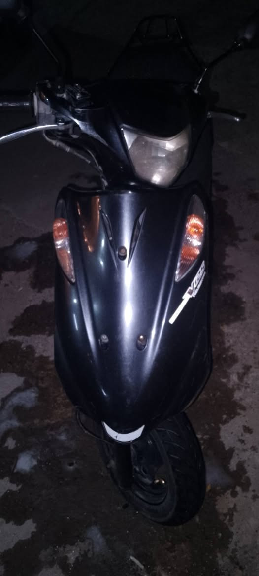 سلام عليكم
ادرس ياباني 

نكره سلف او هندر 

دراجه خير من الله مال جناي 

نضافه كدامك 

مكاني شارع فلسطين السعر 400 بيها مجال 

*********** وتساب
