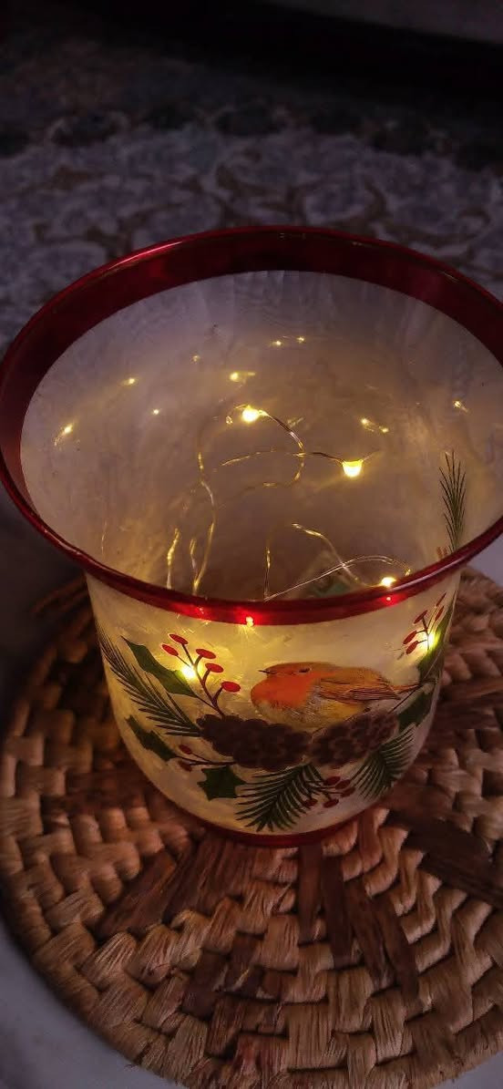 فازة ديكور ارتفاع ١٥ سم مع إنارة داخلية


**إذا كنت صاحب هذا الإعلان وتريد حذفه لأي سبب، رجاءا أرسل رسالة إلى الدعم الفني**