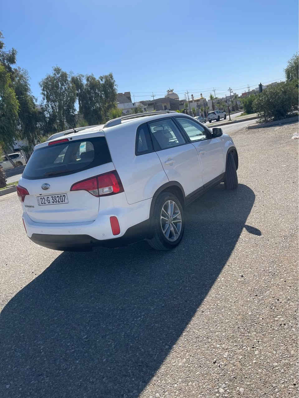 سورنتو 2014 خليجي شكل جديد 
محرك 24 دوش شرط لا صرف ولا بخار 
كير اتوتمتيك شرط 
صدر امامي خلفي جديد 
تايرات جديد 
كهربيات كامل شغال 
تبريد تدفئ
7 راكب   3قطعه تبريد
ماشيه 196 حقيقي 
بيه صباغ قطعه وحد جملاغ  سايق فقط بدون دواخل بدون معجون بدون فتح باقي مكفول
سونر موجود
سنويه رقم جديد شرط تحويل وكاله
سيارة حيل نظيف ما بيه نقص 
سعر 144بي مجال 
مكاني كركوك روناكي 
*********** كركوك, العراق
