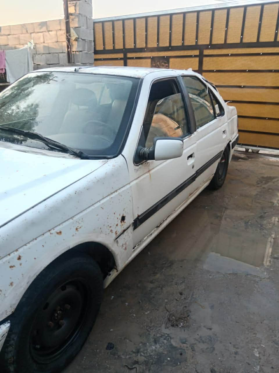 السلام عليكم بيجو للبيع  للاستفسار اتصال على الرقم التالي ‭0770 563 2437‬
