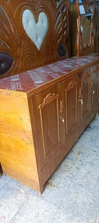 منامية ٤باب • صاج • ١٨٥×٥٢×١٠٢سم