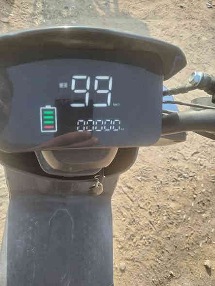 دراجه  شحن نوع اباجي ٣١٨ دراجه كلش حلوه وستوه طالعه من الوكيل دراجه ابد مامتعوبه تنفع بيع او مرواس السعر ٩٠٠ الف مكانه البصره ٥ميل
رقمي ***********
