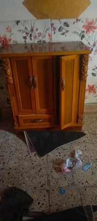 بوفيات البيع وحده متر ونص وحده متر 07713454425