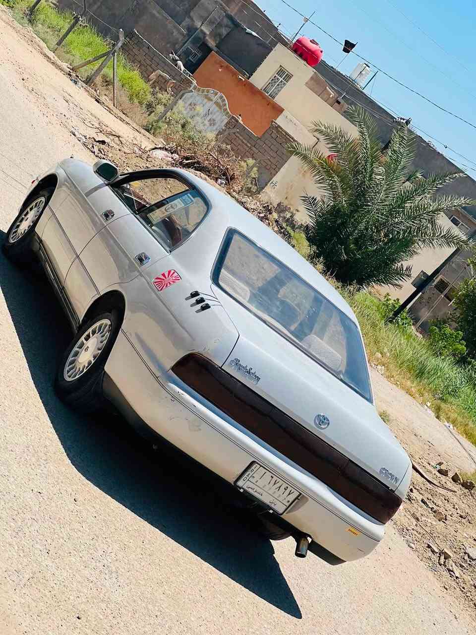 السلام عليكم كراون بطه 1992رقم بابل تحويل مباشر كفاله كص نقل جثه ضربه سياره جديده ومال جناي احلا من الصور وانظف مكينه كير حداديه كفاله تخم تاير جديد السعر52وبيها مجال حك الجيه الاتصال *********** مكاني بابل القاسم
