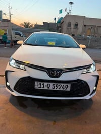 كورلا موديل ٢٠٢٥ الشكل الخليجي  ماشيه ١٧٠٠٠ km  السياره وكاله الشركه  ...