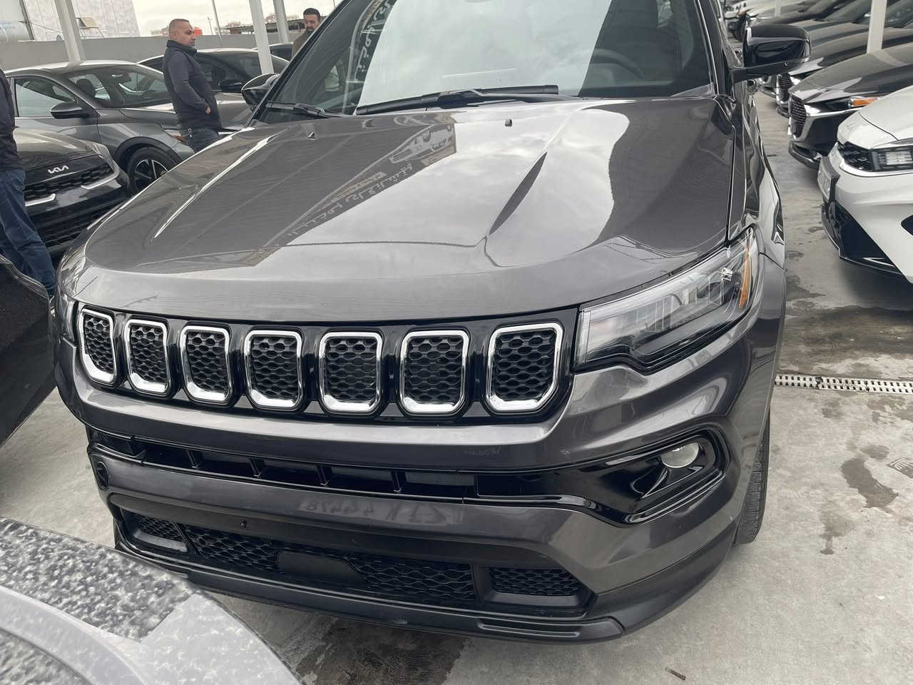 سلام وعليكم اخوان بإذن ادمين محترم عندي جيب كومباس لمتيد فول مواصفات بانوراما فورويل كشن كهرباءي كشن جلد كشن هيتر رادار امامي و خلفي فقط شبر صبغ بالبنيد ماشي ٢٤٠٠٠ مايل للا ستفسار ***********
سعر ١٦٥$
