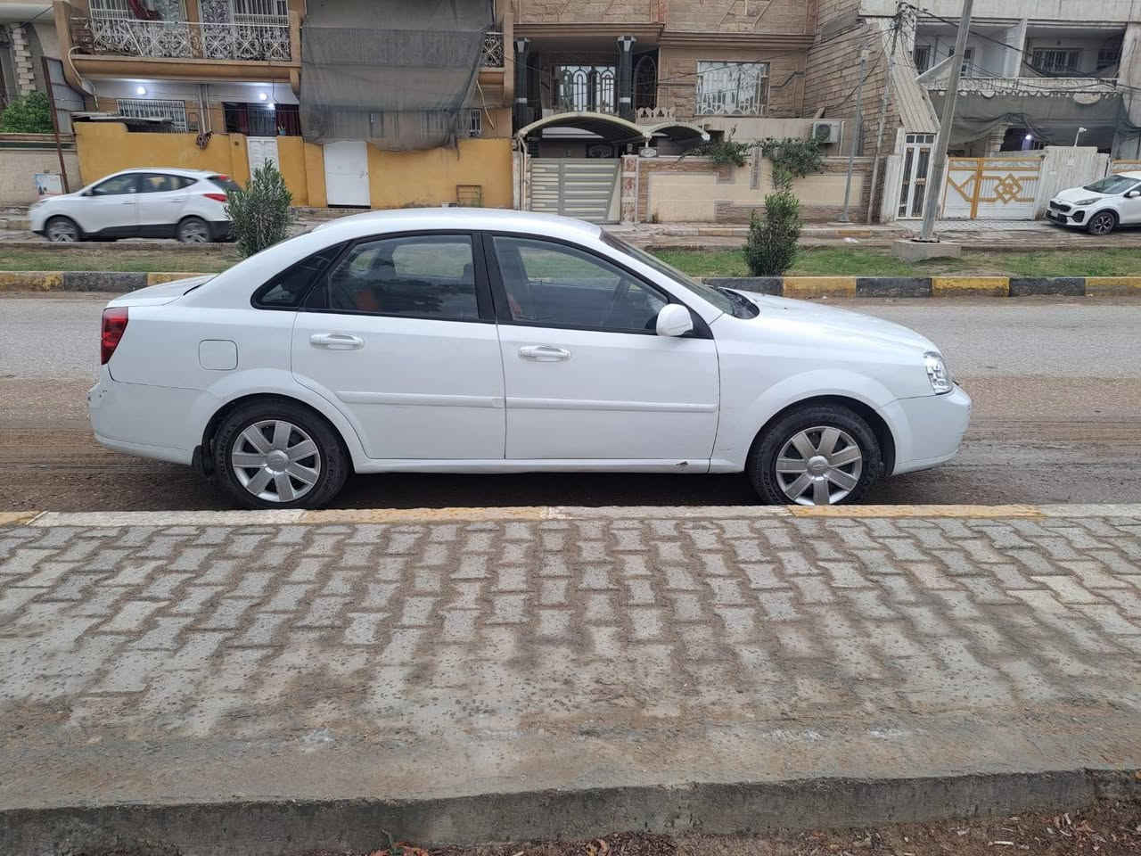 اللهم صلي على محمد و آل محمد
السلام عليكم 
للبيع او المراوس
اوبترا 2011 رقم بغداد دولي سنوية مجددة لسنه 2029 
مكينة گير تبريد حدادية كهربائيات درجة اولى 
السيارة بيها صبغ بدون دواخل 
السعر (((66))) و بي مجال 
مكان السيارة مركز الحله
للأستفسار الاتصال على الرقم ***********
