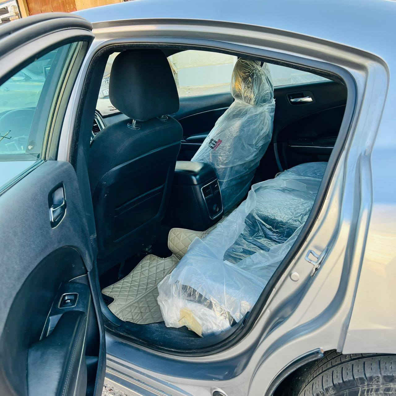 السلام عليكم جارجر موديل 14اصل سياره فول نضافه حداديه كير مكينه تبريد تئدفه كله شغاله كل نقص مابيه سياره جديده كلش  سياره هواي موصفات بيه  متومه رقم وسنويه اربيل  سياره جاهز شغل وطلع ترهم مراوس بكوري  سعر 65 وبيه مجال  عنوان ناصريه ***********
