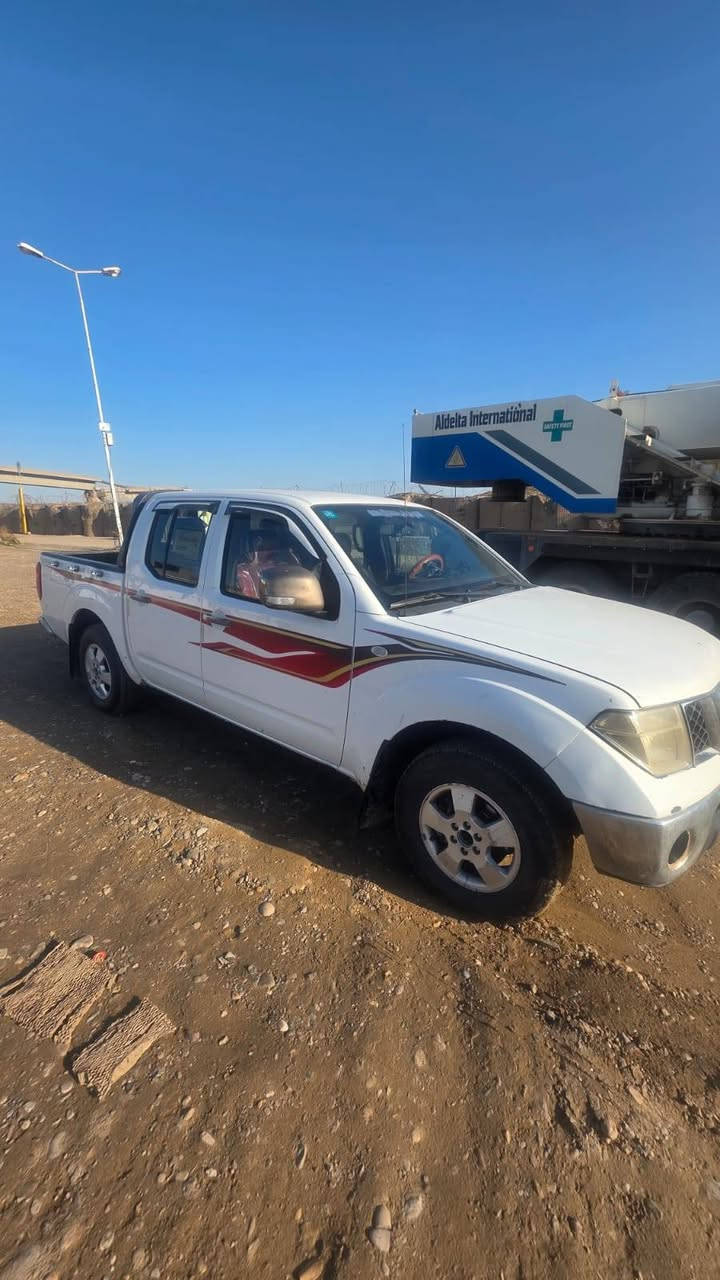 سلام عليكم نيفاره موديل 2009 كير اوتوماتيك رقم بغداد انكليزي لسياره بسمي صدر جديد تخم تاير جديد السعر 105 مكاني بغداد ***********
