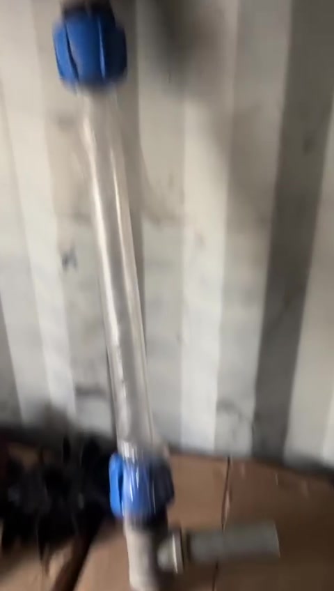 ***********
