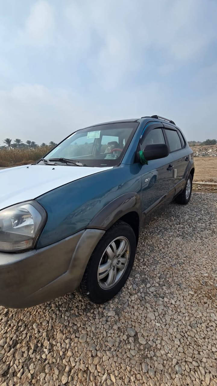 اللهم صلي على محمد وآل محمد
السلام عليكم
للبيع توكسان ٢٠٠٦
خليجي
مكينه ٢٠٠٠ دوش المرغوب وكير  بلاديات 
رقم مميز ألماني بسمي ومداور ثاني يوم
تبريد تدفئه كلشي بالسياره شغال وجديد نافضها نفض مال جناي وتعبان عليها 
السياره مكفوله و بلاديه لا صبغ لا معجون لا ضربه فقط بدايه جراد
بسيط جدآ

للاستفسار ***********
