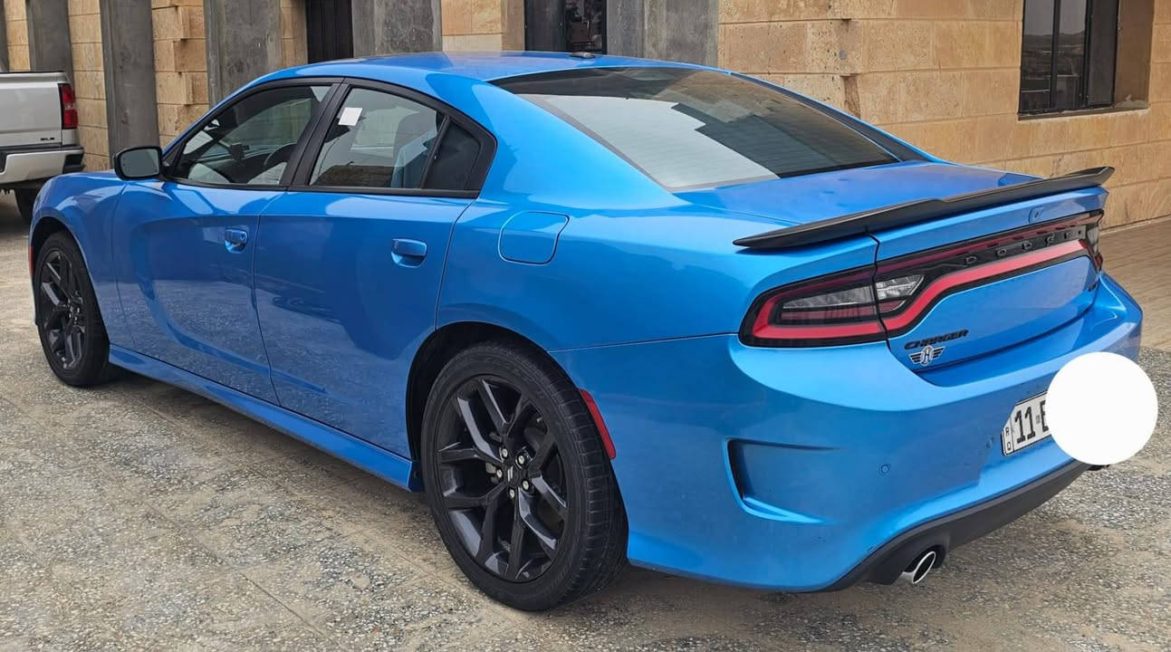 جارجر GT Plus 2023( خـليـجـي )
فول 1/1 رادار
 (خليجي) النداء الاخير. وكاله هارلم 
العداد : 41 الف كيلو
الضمان : 3 سنوات او 60 الف كيلو متر . 
المحرك : V6.  3.6L
مكفوله من الصبغ و التبديل و البارد 
مرقم بغداد الجديد كامل تحويل ثاني يوم

المواصفات :

*رادار امامي و جانبي و حساسات خلفيه

* جناح خلفي اسود

* ويل قياس 20 انچ اسود

* مقود القيادة رياضي . 

* مقاعد رياضية من الشاموا الأسود

* نقطة عمياء

* مصابيح أمامية زنون

* كشافات الضباب زنون

* المصابيح الأمامية مع LED

* حساسات خلفية

* شاشه كبيرة مع نظام ملاحة نفكيشن GPS

* سستم صوت الپاين

* فتحة سقف (سلايد)

* المقاعد الأمامية كهربائية

* ذاكرة لحفظ وضعيات الجلوس (ميموري)

* مقاعد أمامية تبريد وتدفئة

* مقاعد خلفية تدفئة

* تشغيل عن بعد

* المقود كهربائي

* تدفئة مقود القيادة

* محدد سرعة

* تلفون بلوتوث

* كاميرا خلفية

* مرايا متحسسة للاضاءة العالية

* كير شفتر بالستيرن

* دخول ذكي (بصمة)

رقمي
***********
مكاني بغداد
