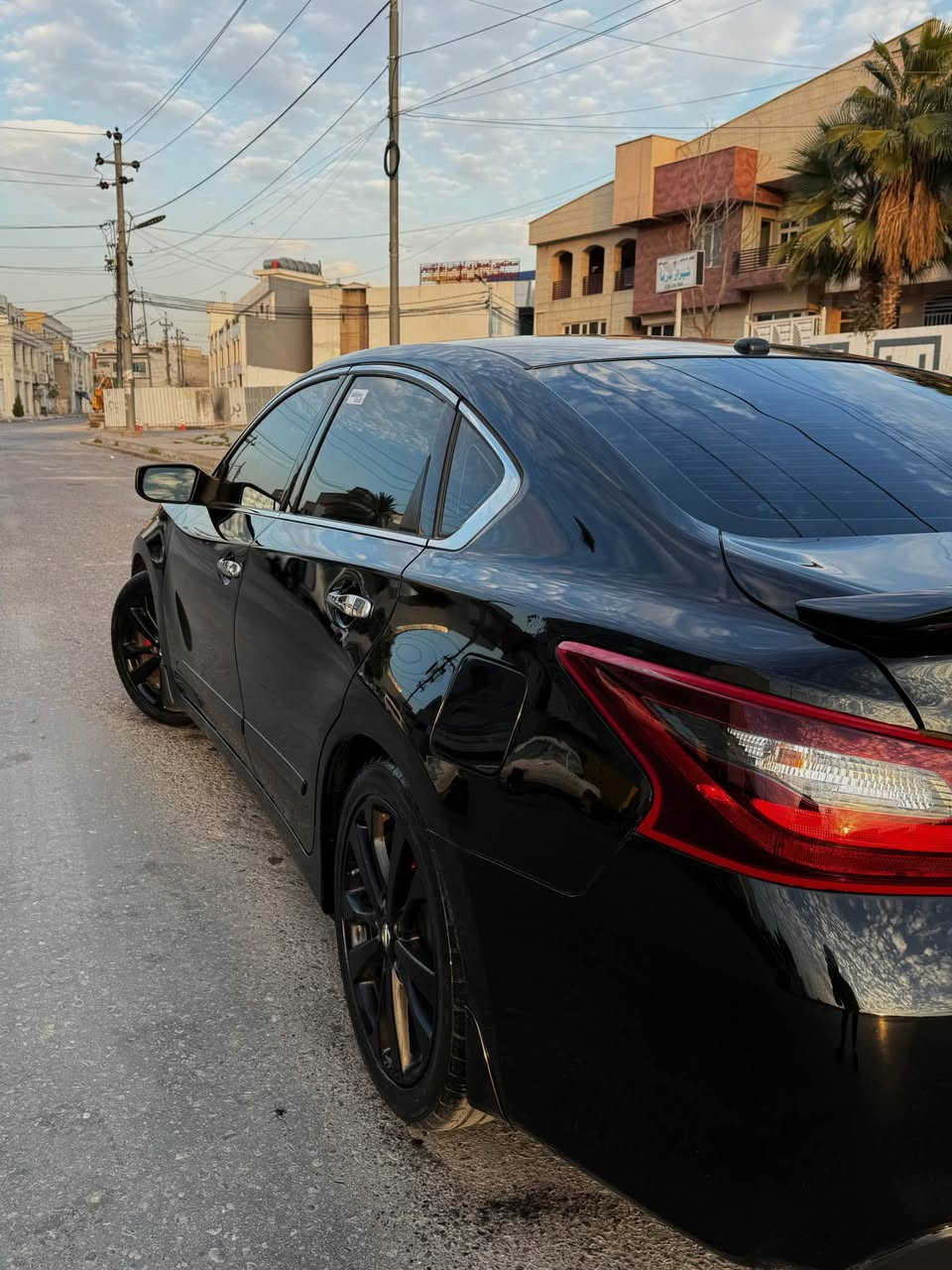 ئالتیما 2017✅
مواسفات SR ✳️
❇️مواسفات : شاشە و کامیرە و ٣ گێر و گێر لە سوکان و سوکان ڤۆلیوم و کوشین کارەبایی و تحدیت سورعە و ویل ١٨ 
بیلاد رەش …هتد
‏🔴76000mil رۆشتیە 
🟢گێر و مەکینە و کارەبایی هەمووی بەشەرت کامل سێرڤسی بۆ کراوە
⚪️لێدراو : یەک چاملغی پێشی لای سایق سبوغە. 
🔵شوێن : هەولێر 

0750 223 78 02 🟤 أربيل, العراق
