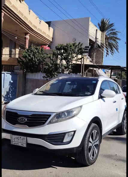 من رخصة الادمن المحترم
السلام عليكم 

سبورتج2012 خليجي 

السياره مكفوله كفاله عامه 

مكينه كير كل جاهز الف ما ذب عليه

رقم بغداد تحويل الثاني اليوم 

بنرامه تحكم ستيرن حساسات كامره دواره السعر 147وبيه مجال حك الجيه 

داخل مخمل مكينه 2000دوش شركه 

كورك متوفر وتساب شراي اتصل 

وبيك خير ودلل الشراي 

***********

***********
