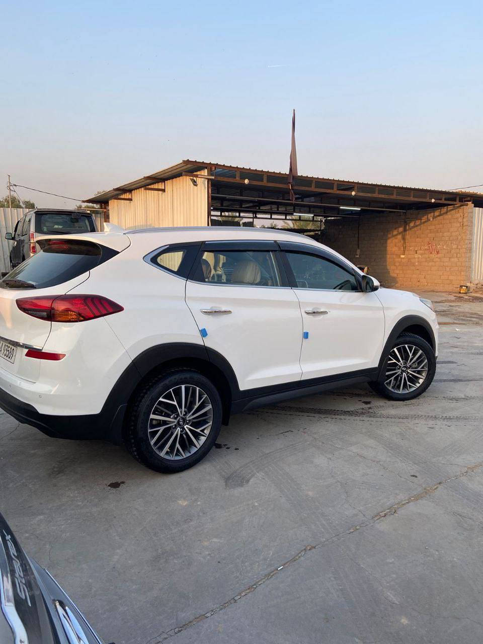 توكسان خليجي 2020 وكالة الكاصد
*فوووووول مواصفات ١/١ 

رقم بابل  الدولي الجديد

 
* كوري اصلي 

كفالة عامة من البارد والصبغ والحالوب   

 *مواصفاته /

بصمة تشغيل 2

بصمة ابواب

2عدسات 

3 انضمة قيادة

2 كرسي كهرباء

تبريد قطعتين 

شاشه  البلادية

الداخل كشنات جلد 

شاحن واير ليس

شاحن لاسلكي

ثلاجه بلجكمجه

محرك ٢٠٠٠ دوش

اي بي اس

فول تحكم ستيرن

كشافات زينون

الدشبول والغرفه الداخلية كله صاج

حساس خلفي

كاميرا خلفية دوارة

مري شفط ويا القفل

عدسات بلمري الجانبيه

سايد بريك بلرجل 

لد امامي 

اشاير بلمري

يدات نيكل 

قطعتين تبريد

* قبل كم يوم داخله هزه ومحول الرقم الجديد الدولي ومجددة السنوية 5 سنوات 

السياره جديدة على ايدي مهتم بيها كلش   +الداخل تلبيسه جلد فوق الجلد الاصلي + تبديل الدهن كله وكالة 

سعرها ٢٢٠وبيها مجال 

المكان بابل 

للتواصل ***********
