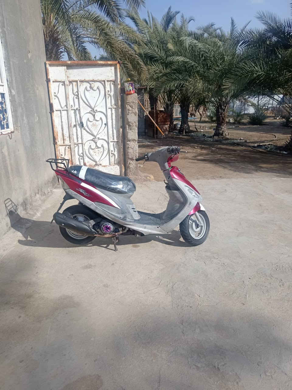 سلام عليكم  ماكس منغولي البيع دراجه حاويه صلهه شهرين من طالعه رقم الهاتف ***********
