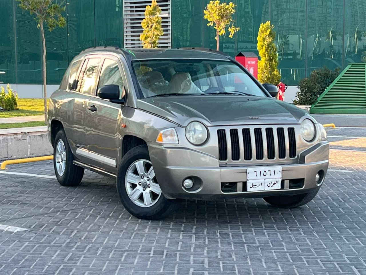 ***********  کورە ک ***********  اسیا ***********  سلام علیکم  جیب کومباس مودیل 2007 فول مواصفات كیرو محرك شرط اربع سلندر سیاره بیها قطع و نص صبغ بدون دواخل بدون حادث بس كلیر   4 ورقە غرامە نزل من سعر  مکان سیارە اربیل شارع میە سعر سیارە 67 مجال بسیط أربيل, العراق
