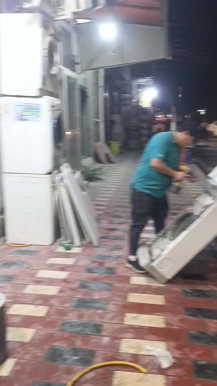 جميع السبالت متوفره عدنه 
مواد احتياطيه
بنسب السعار 
***********
