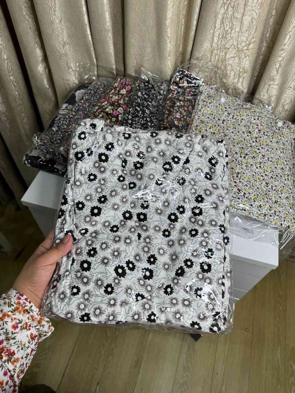 جادر صلاة قماش كشمير ايطالي اصلي دبل كلوش يلبس لحد وزن ١٠٠ مريح بالبس بارددد  سعره ١٦ مع توصيل 😍💚


**إذا كنت صاحب هذا الإعلان وتريد حذفه لأي سبب، رجاءا أرسل رسالة إلى الدعم الفني**