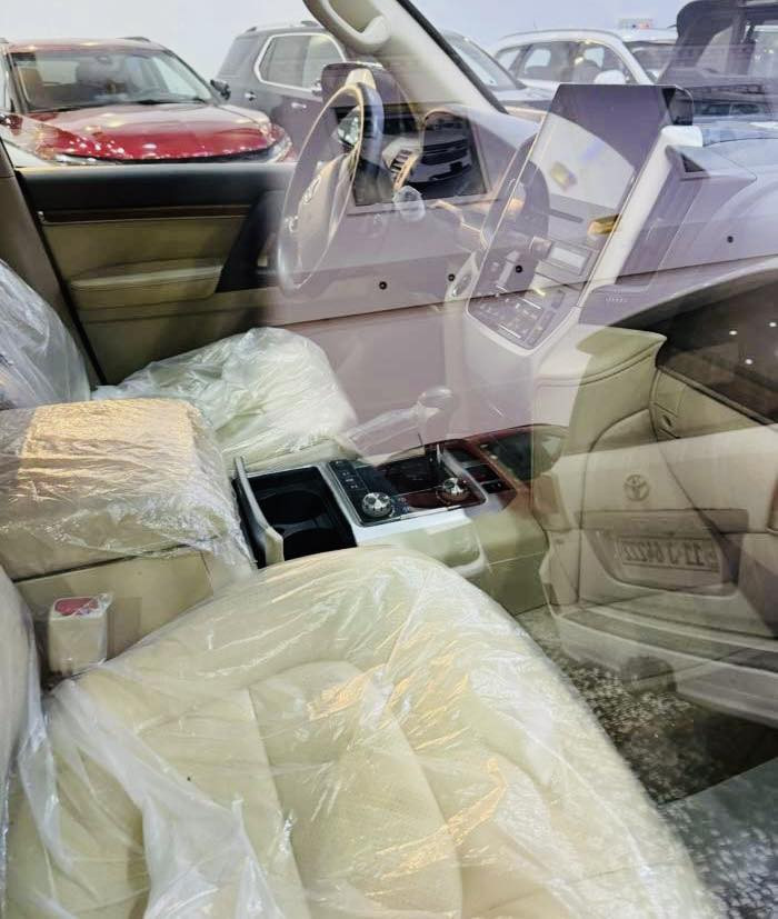 لاندكروز 2018 وايت اديشن  8 سلندر للبيع 

 شركة ساز SAS 

خليجي لون ابيض 

ماشية 90 الف كم 

انضف سيارة 18 بالعراق جديدة بمعنى الكلمة بعدهة بريحة الشركة وبالنايلون كفاله حته من الزلغ 

مواصفات وايت اديشن White addion فول
5 كاميرات 

رقم بغداد تحويل مباشر 

مكان السيارة | البصرة الجزائر 

السعر 520 ورقة وبي مجال 

وبالعافية عالياخذهة سيارة كلش حلوة 

الشراي يخابرني هذا رقمي 

***********
