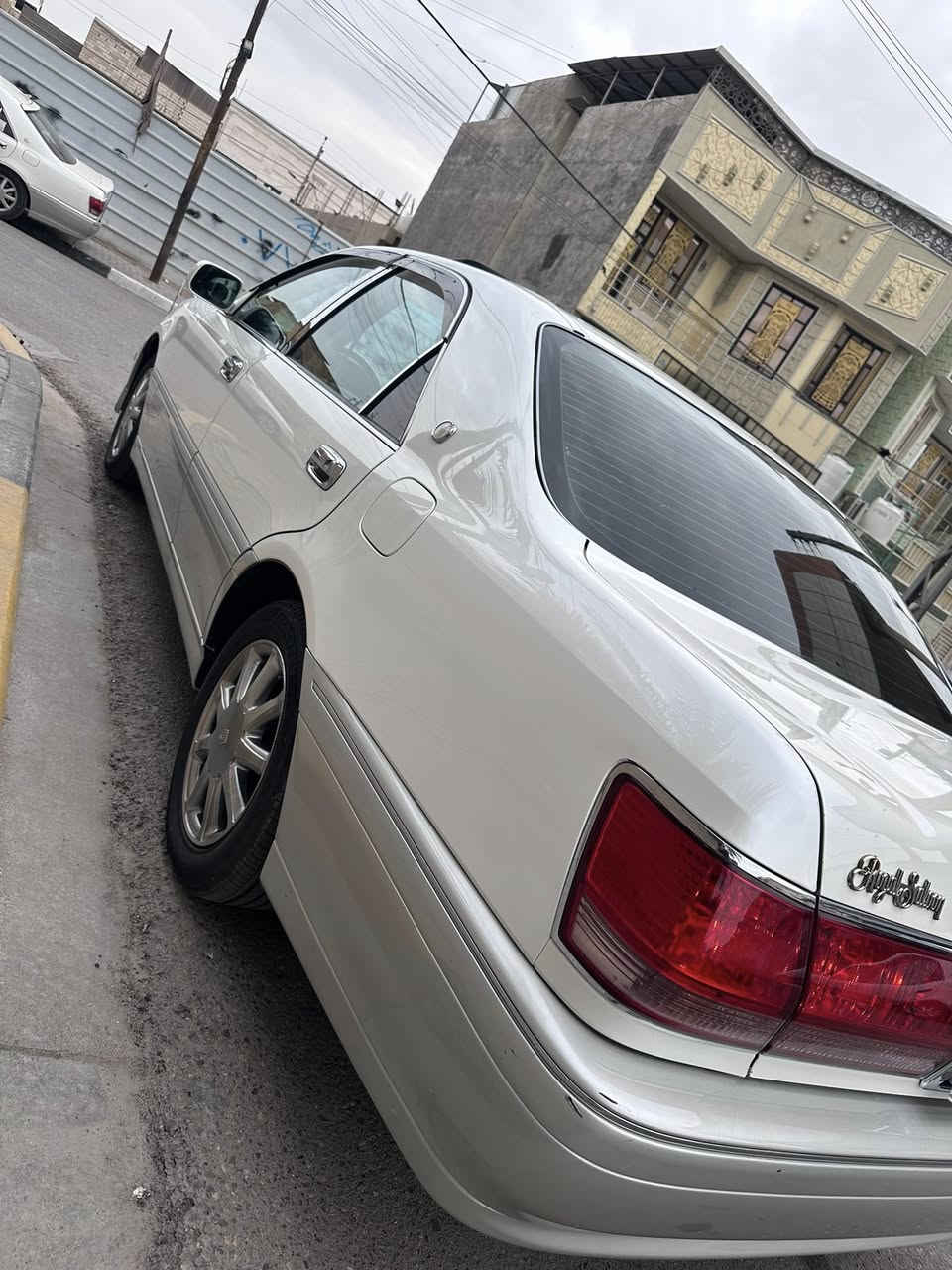 السلام عليكم  مكلف بالنشر  مكلف بالنشر 
للبيع ملكة (جنون)
موديل ٢٠٠٠
تسجيل جديدد قرار ٤٨ شرط التحويل نفس اليوم 
رقم بصره هزا جديد رقم جديد 
فول ١/١
فتحه سلايت كشنات ٤ كهرباء برده خلفيه شاشه اصل سيدي ٦ اقراص بلاتوث كامره كامرات امامي بلادي حساس دعاميه تحوير فوك جوا معيود 
دشبول عارف العيساوي تخم تاير حداد من طول لطول دبل شاشه ليزري وعادي ستيراً كهرباء تبريد خلفي امامي ماشيه ١١٣ داخلي بيجي  يرباك كشن وتكم ودشبول سياره جاهزه من طول لطول 
شرط ماتذب عليها دينار واحد  
محرك ديفور الجبير شاصي ٧٥ ويكب نجمه 
اريل امامي لحيه قواعد ارقام سياره مرتبه وجديده
اي ستفسار الاتصال بالرقم ***********محمد
مكان السياره بصره حي المهندسين
سياره كفاله من دعاميه لدعاميه 
كفاله من صبغ عراق واليابان بيها فقط سحب كارت
