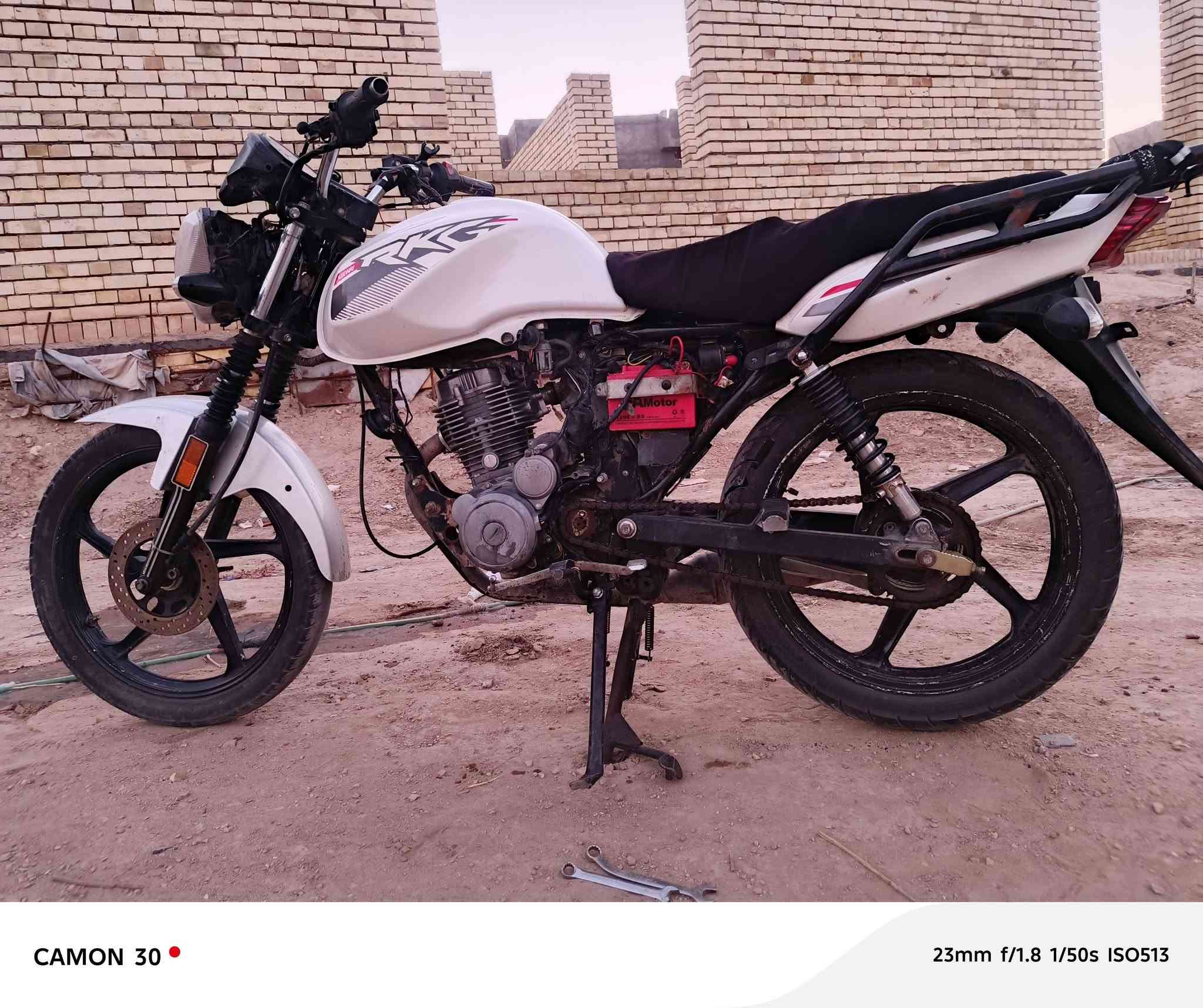 دراجه لبيع السعر 300 وبيها مجال الستفسار ‏‪***********‬‏
