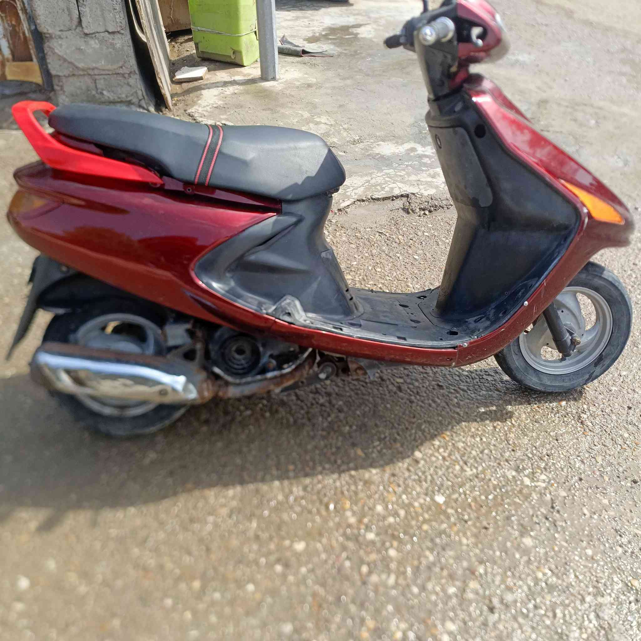 دراجه للبيع فورتي ياباني محرك كهربئيات شلعه شرط نقص بطاريه فقط بعقوبه التحرير سعر ٣٢٥ بيه مجال تصال ***********
