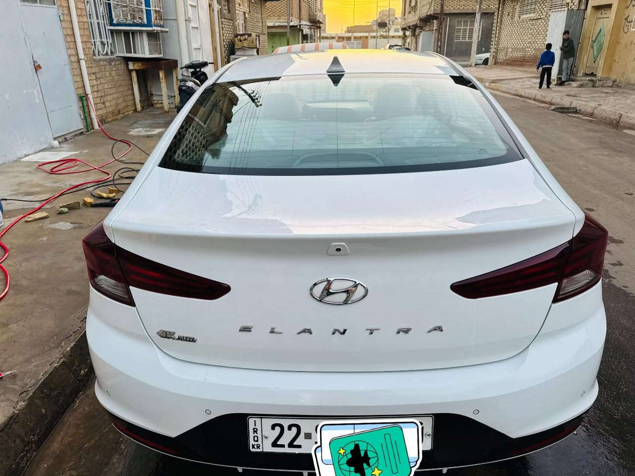 السلام عليكم النترا خليجي رقم اربيل انكليزي بأسم شركة  2020 السيارة فول واحد ع واحد تبريد قطعتين محرك 2000 فتحت سقف مري شفط كامره دواره بالجنطة اصلية ويل كب كروب عدد 5 سبير منازل بصمة كاعيه مغلفه شاشه اصلية تبريد حداديه مكينه كله مكفول بدون فتح بيها باب الوره صبغ اثر دحجه بسيطه وكرت جوه قبق البانزين زغير وبيها 5 حالبوات بالقماره زغار جداً وما مبينات وبالبنيد 3 حالوبات والجنطه ما بيها الدوسه اليمنى مصبوغه بس صبغ طبق الاصل  سيارة احله من الصور 

السعر 157$
    عنوان النجف الاشرف قرب مركز الغري للإستفسار ***********
