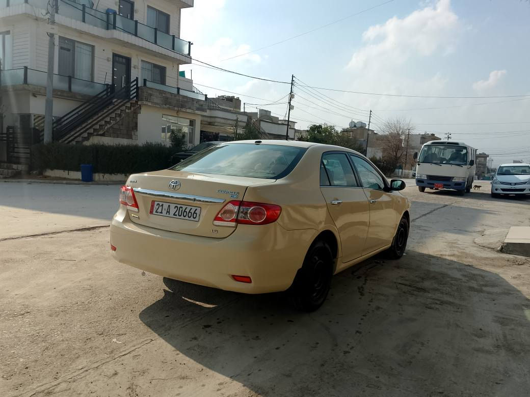 تويتا كرؤلا. 2013 بيلاد. تةكسي. 
مةكينة كةورةي كيرعادي
تةقةو رةقةي نية. هةزةو سةنةوي. تازةية.2 030بةناو خؤمانةوةية 
هبج مةسرةفيكي. تيانية. 
بؤ زانياري زياتر *********** السليمانية, العراق
