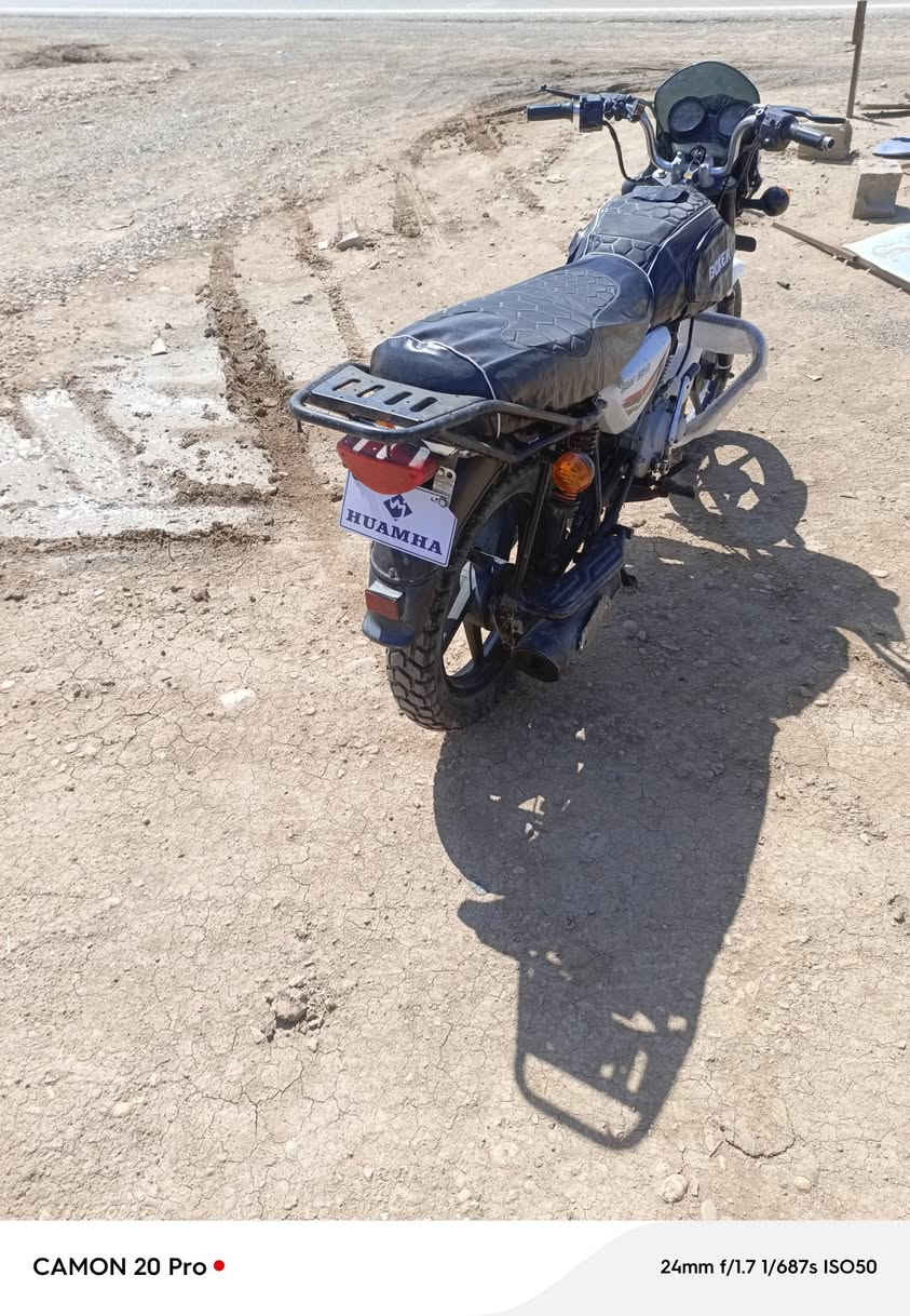 بوكسر 2020 اوراق كامله محرك مفتوح كامله كهرباياته محركها خير من الله تايرات جدد ما بيه نقص مكانه ديالى قريه لاسود الشارع العام معرض احمد الكرخي الشراي يتصل ***********
