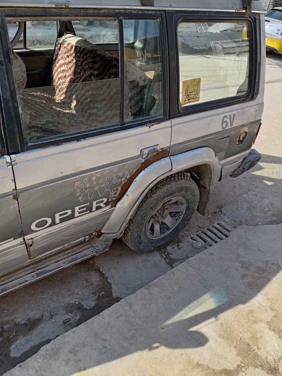 السلام عليكم للبيع كالوبر موديل 1993 العنوان بغداد مدينة الصدر رقم *********** السعر 38
