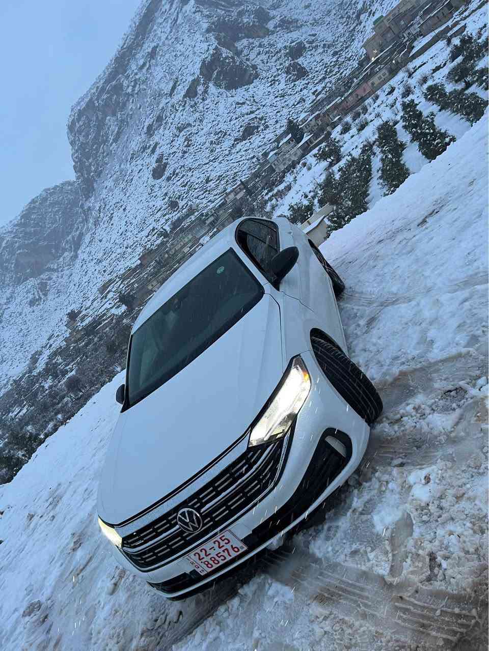 volkswagen jetta 2024
٤ قتعات بيها صبخ بدون دواخل
ايرباك فقط سترين طك
رقم شرط
سعر تحدي ١٢٥$
فقط اتصل و ريساله من ويتساب تجاوبنا
رقم تلفون ++++ويتساب 
*********** دهوك, العراق
