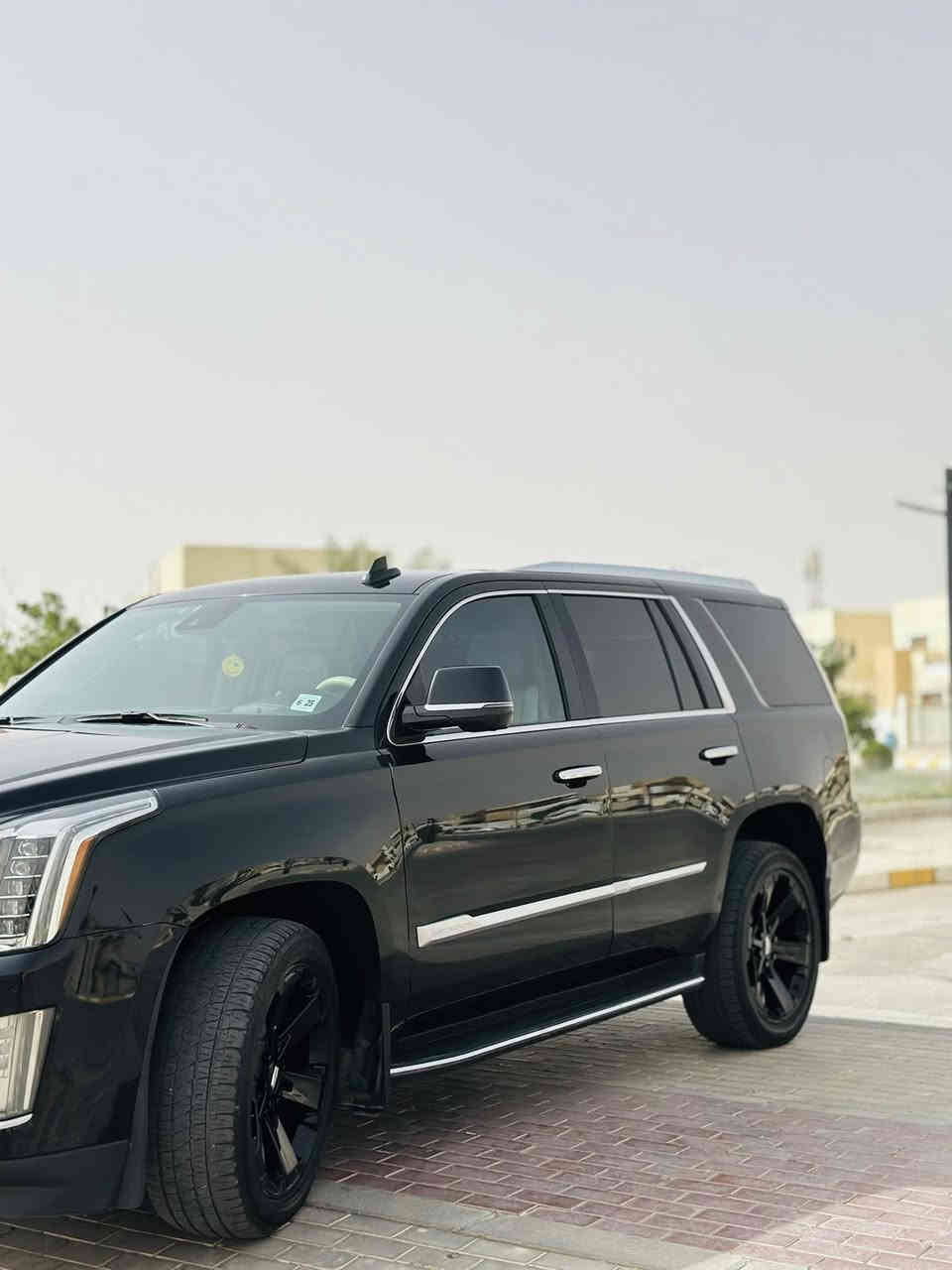 ( كاتبلك كل التفاصيل لاتسالني ع شي بعد هالجريدة )

رقم بغداد دولي باسمي رقمتها ع ايدي 2020
فول للاخير فقط ناقصها الويل مابدلتة عفتة ع ويل الدخلت بيه من امريكا  ودوسات الكهرباء 
شنو بالك مواصفات موجودة 
بصمات قاصة شاشة رادار جنطة جلاق تشغيل عن بعد مسااج 
داخل ابيض Vip 
وارد امريكي دخلتها للعراق وصلحتها بنفسي 
الحادث جاملغ السايق الامامي والبونيد فقط كصة البونيد وبدلتها بلادية ماصلحتها وقطعة كلير امريكا جاملغ الخلفي وايرباك ستيرن بدلتة كله بلادي ماصلحت ابد 
تشغيل عن بعد
السيارة دخلتها ماشية 38 وحاليا صارت 53 قابلة للزيادة 
ع ايدي من امريكا ودخلت العراق يمي صار تقريبا سنة او اقل
استخدام قليل ومضمومة بالبيت ومال جناي وبالعافية ع ياخذها
شرط احلى من الصور كلشي جديد وماملعوب برغي بيها وتايراتها بلادية من امريكا الله شاهد 
صور الضرر موجودة ادزلك رقم الشاصي 
للبيع فقط بدون مراوس 
مايعجبك المنشور اترك المنشور بكلمة طيبة 
واني ممنون منك 

السعر بيه مجال 40,000 
وماقفل سعر بالتلفون تجي تشوف وتقتنع وتدلل
صلاح الدين / تكريت 
***********
