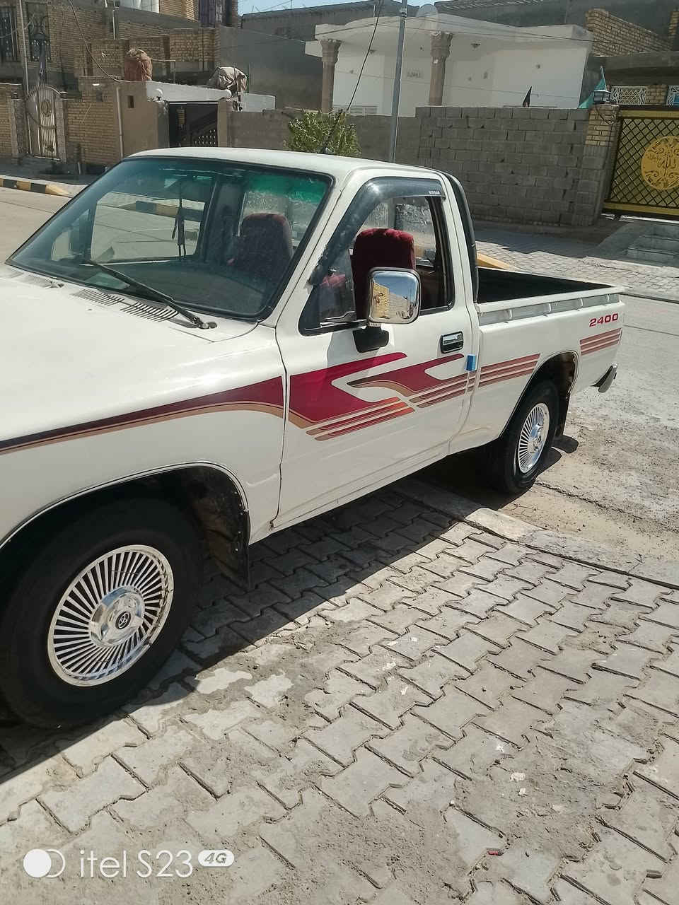 السلام عليكم سياره للبيع
السلام عليكم سياره للبيع نضيفه معمره جديد مكينه وكير وحداديه جدد تخم تاير كهربائيات دوشمه جديد سياره خير من الله مابيها كل نقص تحويل مباشر بأسمي مكان السياره واسط السعر 38 وبيها مجال سياره جاهزه 4 چنگال 
رقم الهاتف 
***********
