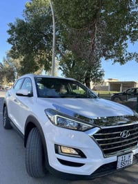 سلام وعليكم توسان موديل 2019 الكاصد اصلي رقم بغداد  سياره جديده مكفوله...