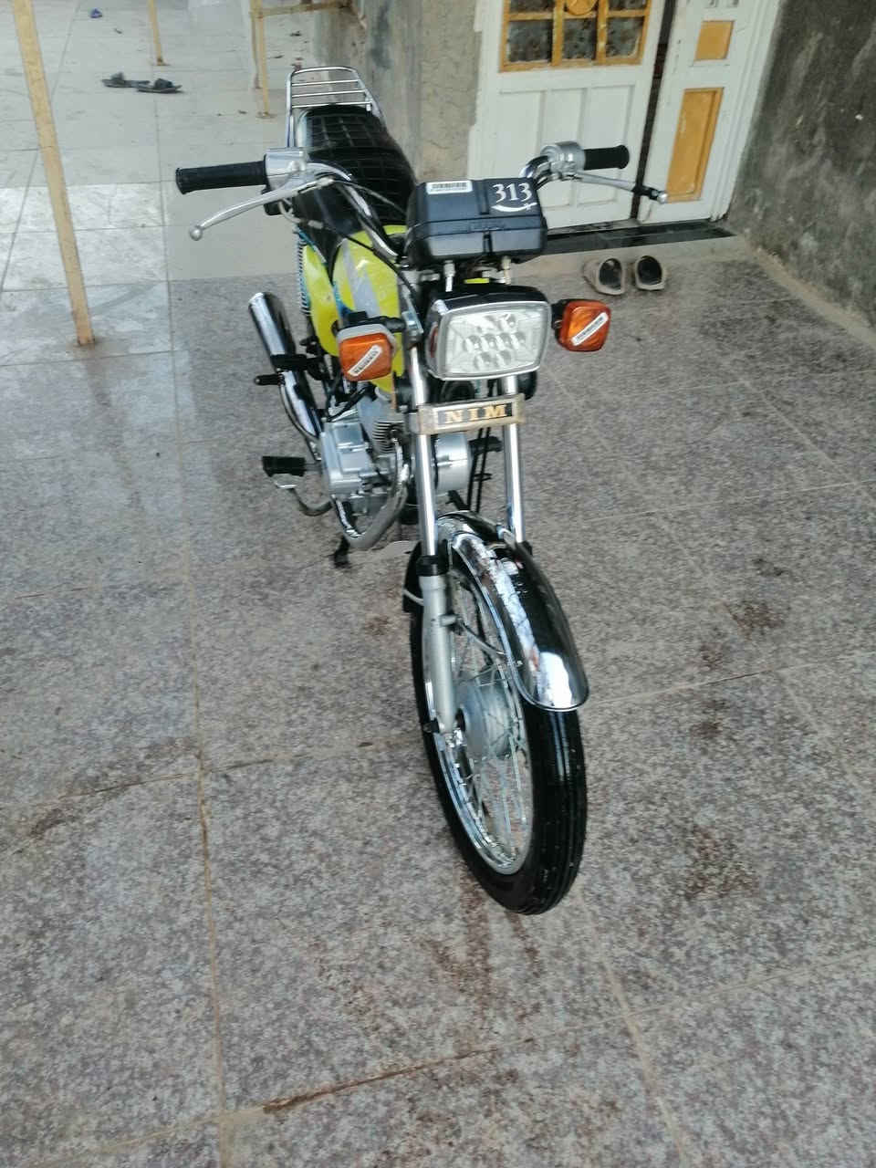 السلام عليكم ...🤍... نامه  متياز مديل2023 شبه شلامجه  اوراق  جاهزه دراجه مكفوله  رقم {***********} السعر 550 وبيه مجال …🤍...✨
