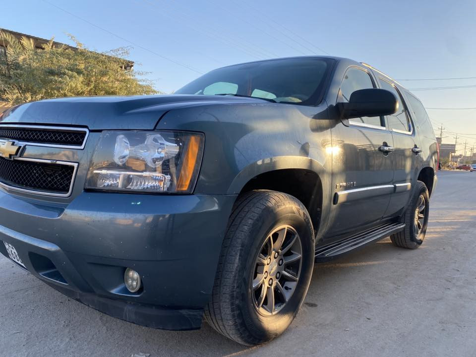 تاهو 2008 جاهزه من كلشي مكينه جديده توني شادهه كير تخم تاير ويل مال 17 باتري جديد منضومه زنون جديده تاب كامره دواره حداده كله جاهزه مانقصها شي متومه رقم نكليزي مكاني البصره السعر 77 وبيه مجال 
***********
