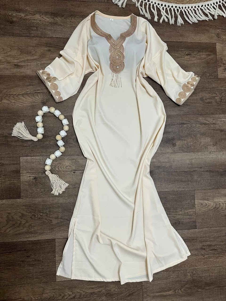 الغوز بيبي xxl .بلون كاسي L 
اللخرين صولد 280 الف قل من راس مالهم


**إذا كنت صاحب هذا الإعلان وتريد حذفه لأي سبب، رجاءا أرسل رسالة إلى الدعم الفني**