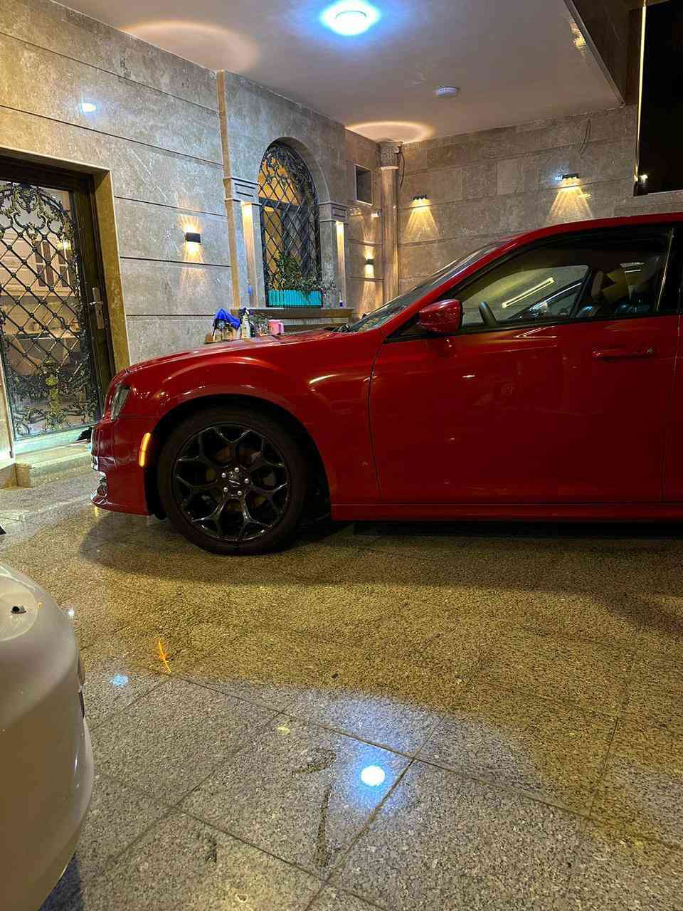 السلام عليكم 
اوباما 2017 كنديه S كفاله لاتبديل ولاصبغ
بيه بارد ع كد اصابع 2 
فقط
رقمي اربيل بأسمي
سنويه لل 28
رقم جديد 
ماشيه 112 كيلو
الساره فوووول مواصفات ما عدا الرادار
مكينه كير تبريد حداديه كله كفاله
العنوان البصره
السعر 270 
الهاتف 
***********
