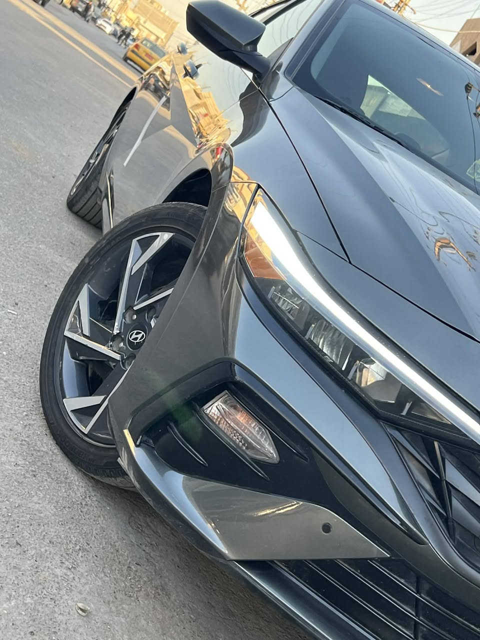 سلام عليكم 

الانتره 2025
بيه قطعتين تبديل بنيد وجاملغ جهت سايق 
و بيبان جهت سايق تصليح ثنينهن 
سياره فول  بدون رقم

مكاني بغداد 
السعر ١٤٤
الاتصال ***********
