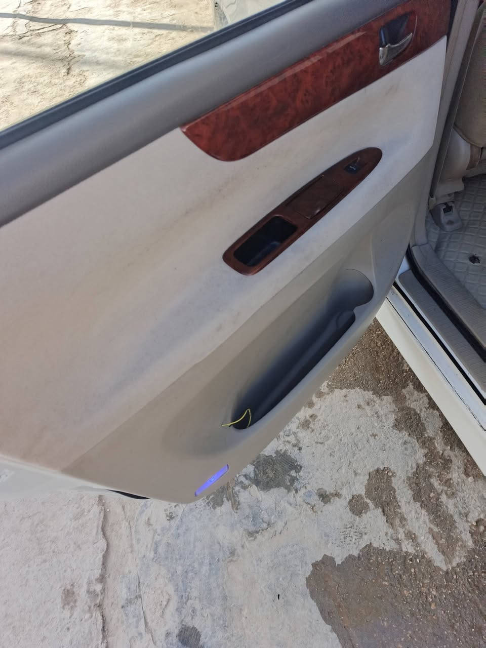 ابصم كرستال موديل 2013 رقم شاصي 17 رقم سياره جاهزه من مكينه كير حداديه تخم تاير تبريد 3 قطع عنواني كربلاء الاتصال ***********
