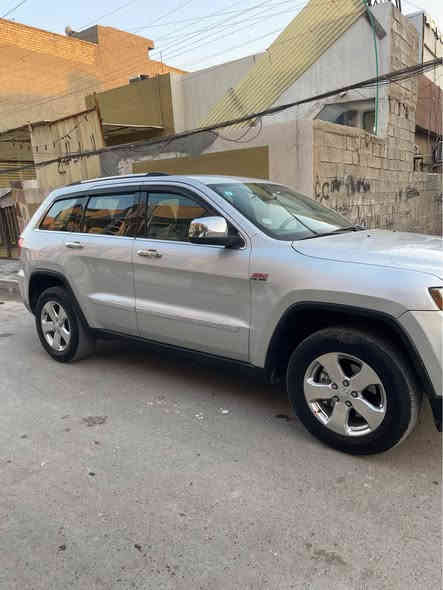 جيب موديل 12 السيارة بدون حادث من امريكه هنا بالعراق صار بيها صبغ اربع قطع السياره جاهزه مكان بغداد السعر148
*********** بغداد
