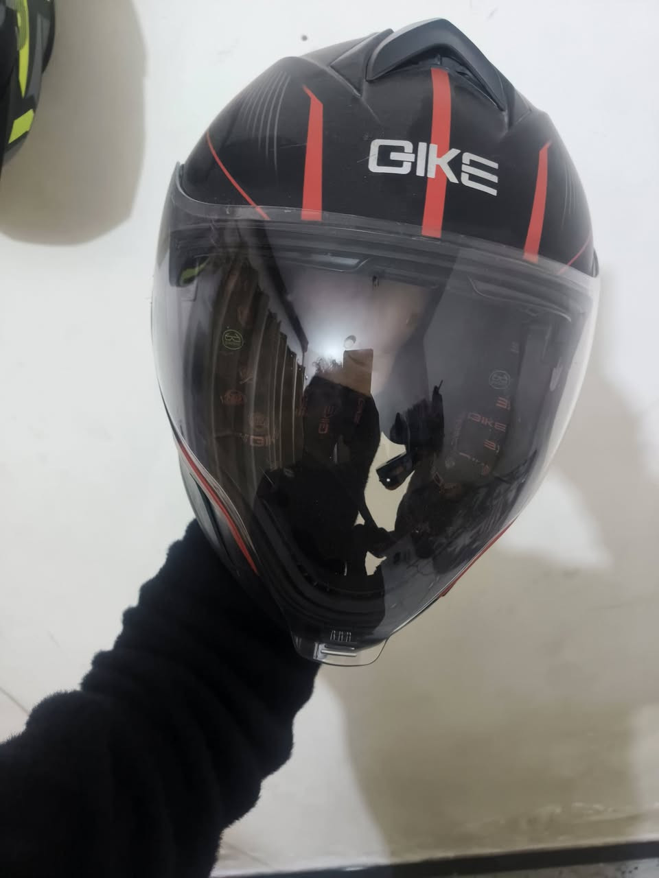 خوذه البيع هيه والجهاز  مصار سبوع من شتريتها رايدها ٦٠مكاني حي جهاد ***********
