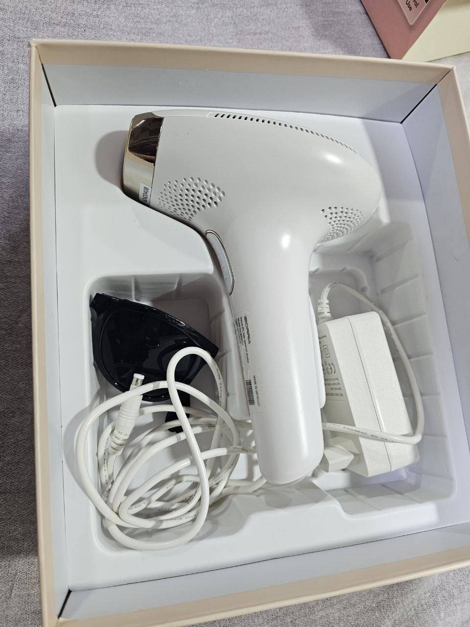 جهاز ليزر منزلي ماركة ايبوريا يحتوي على نظام تبريد وعدد ضربات مدى الحياة وعدسات اثنين استخدام قليل السعر 225 وبي مجال للشراي العنوان نجف حي النداء النجف, العراق


**إذا كنت صاحب هذا الإعلان وتريد حذفه لأي سبب، رجاءا أرسل رسالة إلى الدعم الفني**