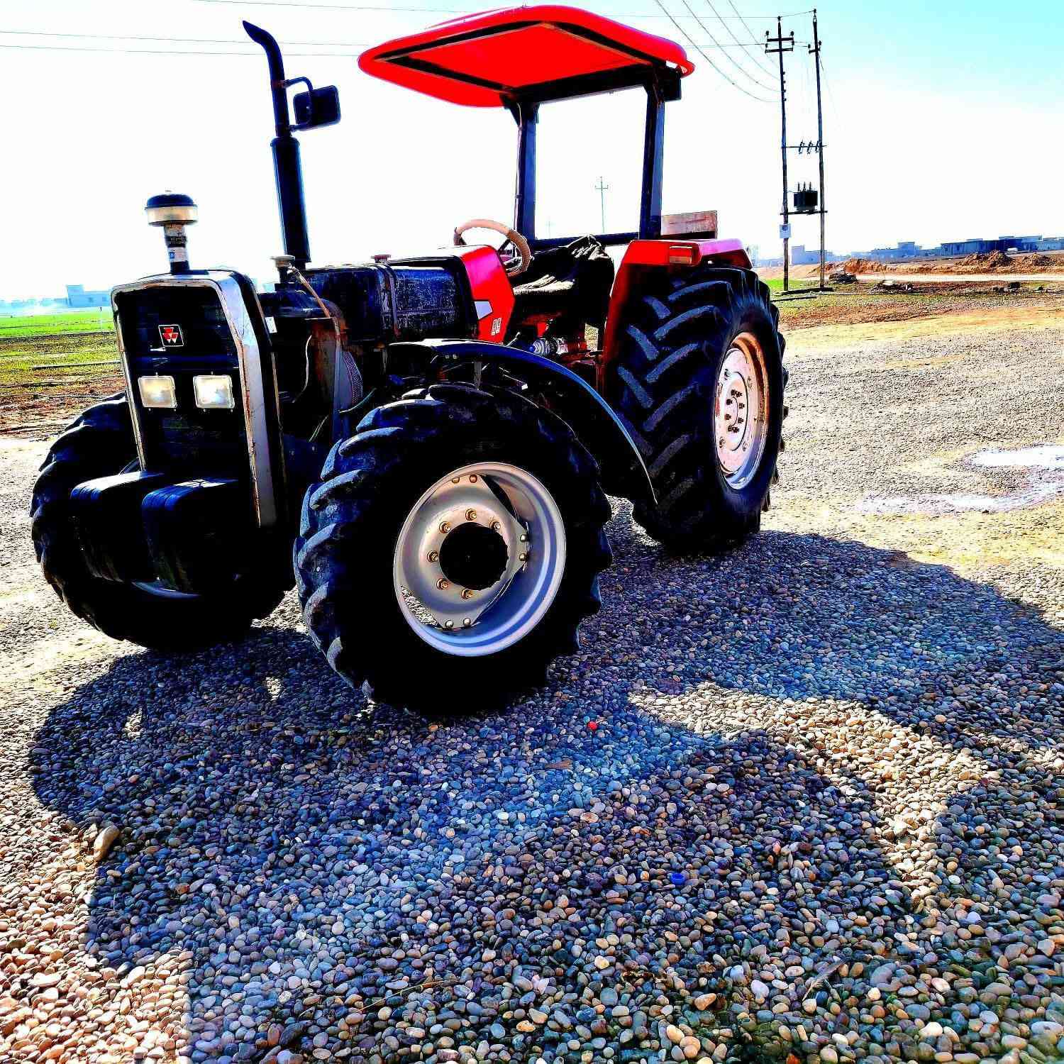 اسلام عليكم تركتر موديل ٨١ رقم التأميم محرك كير اسكن باور شرط طخم تاير جديد محور دبل حجم ٢٩٠ بونيد موجود هاتف ***********المكان صلاح الدين الشرقاط
