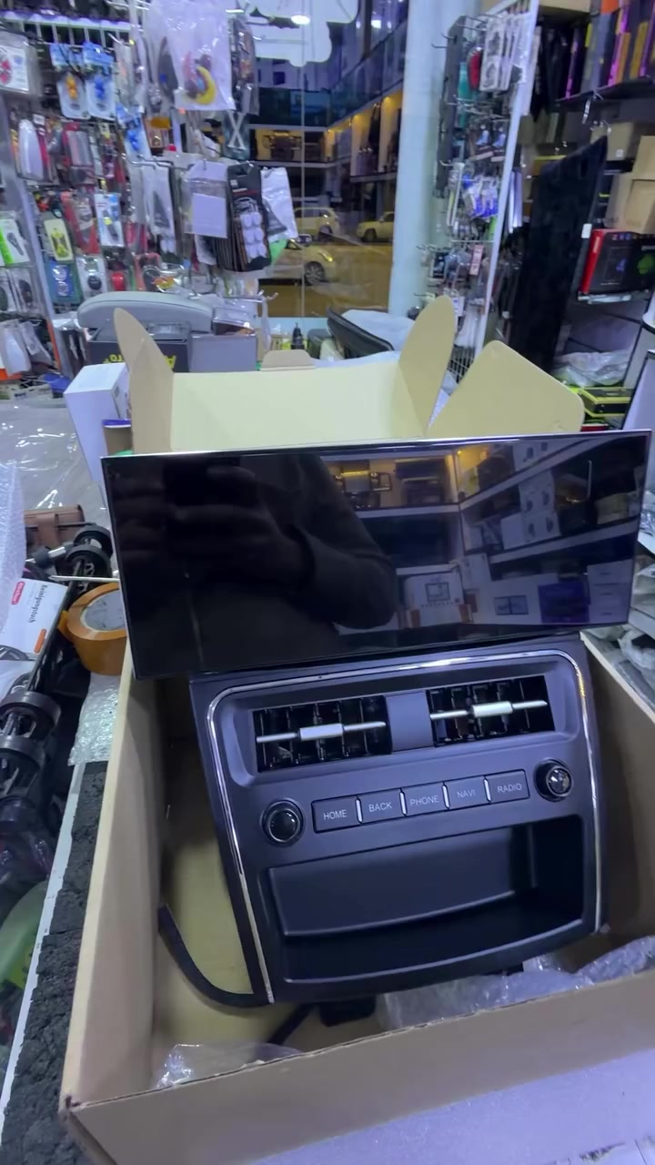 شاشة Dodge Journey 2011–2020 
حجم 12.3 إنش بتصميم حديث يغيّر شكل التابلو بالكامل 🔥

✔️ نظام أندرويد سريع وسلس 
✔️ شاشة كبيرة بدقة عالية 
✔️ تحويلات المكيف مدمجة داخل الشاشة 
✔️ يدعم البلوتوث، الخرائط، والإنترنت 
✔️ تشغيل كاميرا خلفية وجميع تطبيقات الأندرويد

حوّل سيارتك إلى مستوى جديد من التكنولوجيا.

للاستفسار راسلنا على الخاص 📩

#دودج 
#دودج_جورني 
#DodgeJourney 
#شاشات_سيارات 
#شاشة_اندرويد 
اندرويد_كار 
تعديل_سيارات 
شاشات 
كار_اوديو


**إذا كنت صاحب هذا الإعلان وتريد حذفه لأي سبب، رجاءا أرسل رسالة إلى الدعم الفني**